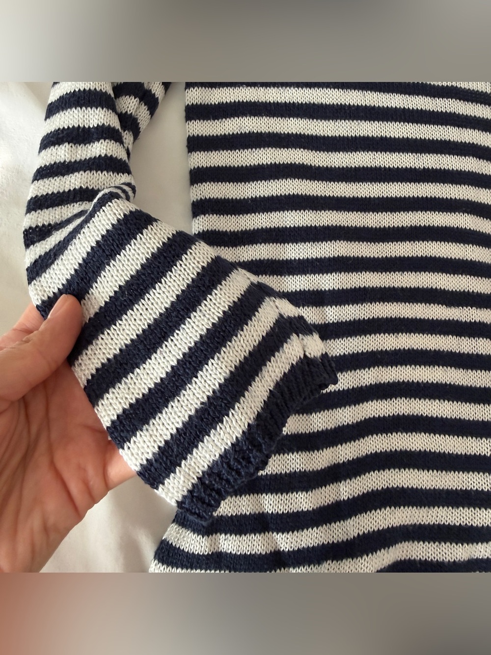 Zara navy and white striped knitted sweater in a US S #nautical #preppy